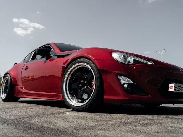 2012 Toyota GT86 I, красный - вид 6