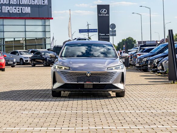 2024 Changan Lamore, серый, 1765000 рублей - вид 1
