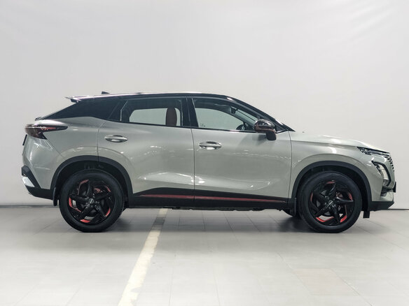 2024 Omoda C5 I, серый, 1700000 рублей - вид 3