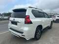 2021 Toyota Land Cruiser Prado 150 Series Рестайлинг 3, белый, 5700000 рублей - вид 5