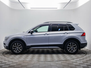 2019 Volkswagen Tiguan II, серебристый, 2124000 рублей, вид 2