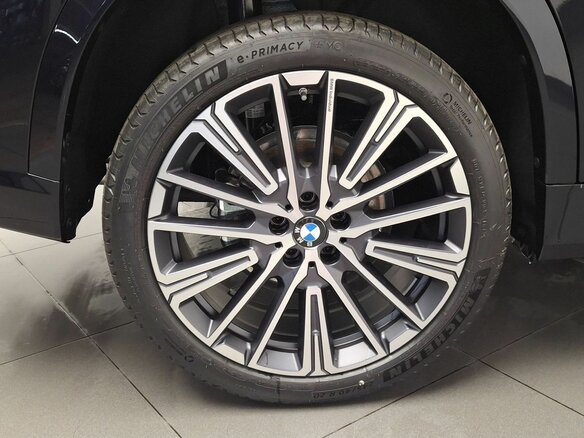 2026 BMW X1 Long 25Li xDrive III (U11/U12), чёрный, 5930000 рублей - вид 13