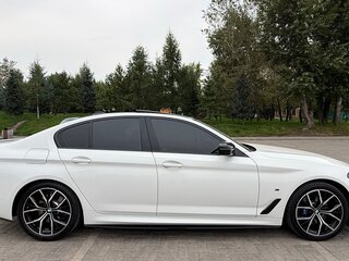 2021 BMW 5 серии 530i VII (G30/G31/G38) Рестайлинг, белый, 4629000 рублей, вид 5
