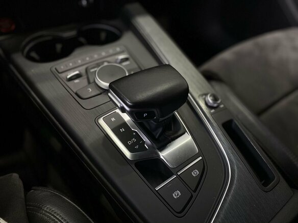 2015 Audi A4 V (B9), чёрный - вид 18