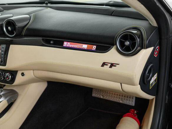 2014 Ferrari FF, чёрный, 12290000 рублей - вид 25