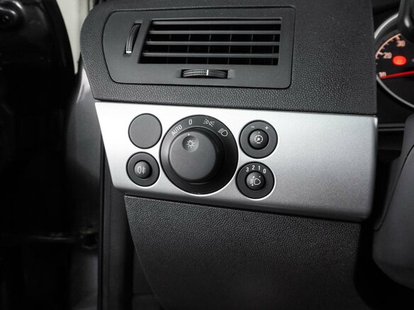 2011 Opel Astra H Рестайлинг, серый - вид 11