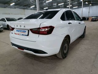 2023 Lada (ВАЗ) Vesta I Рестайлинг (NG), белый, 796230 рублей, вид 3