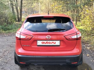 2014 Nissan Qashqai II, красный, 980000 рублей, вид 4