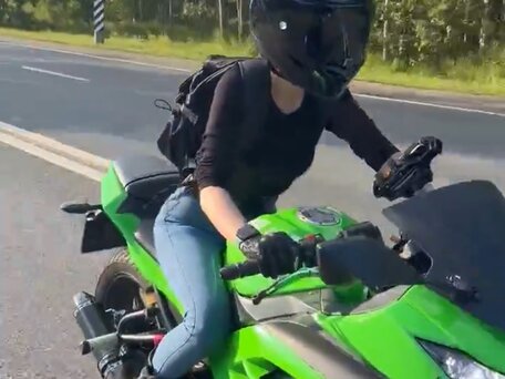 2013 Kawasaki Ninja 300, зелёный, 380000 рублей, вид 3