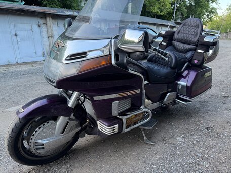 1996 Honda GL 1500 Gold Wing, пурпурный, 450000 рублей, вид 5