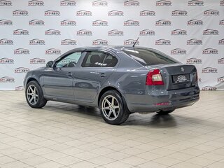 2012 Skoda Octavia II (A5) Рестайлинг, серый, 799000 рублей, вид 4