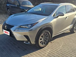 2017 Lexus NX 300 I Рестайлинг, серый, 2790000 рублей, вид 1