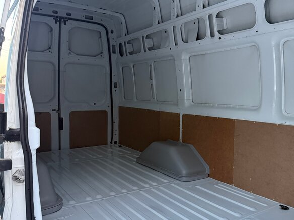 2013 Ford Transit, белый, 1380000 рублей - вид 9