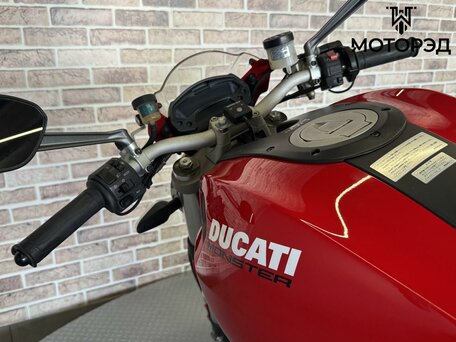 2009 Ducati Monster 1100, красный, 510000 рублей, вид 3