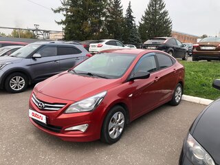 2016 Hyundai Solaris I Рестайлинг, красный, 990000 рублей, вид 1