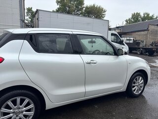 2018 Suzuki Swift V, белый, 760000 рублей, вид 3