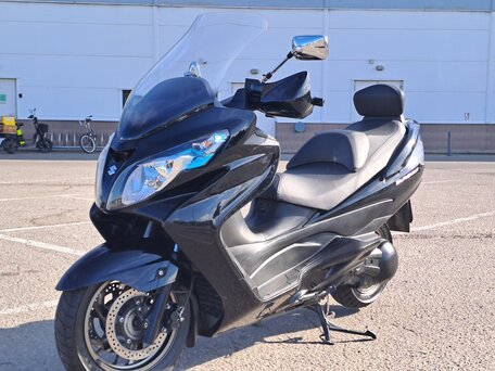 2014 Suzuki Burgman (SkyWave) 400, чёрный, 299000 рублей, вид 1