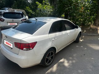 2009 Kia Cerato 5-speed II, белый, 460000 рублей, вид 5