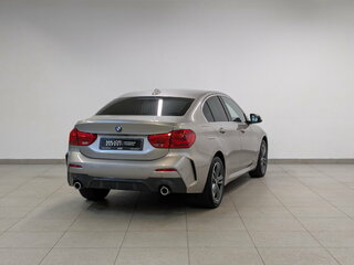 2022 BMW 1 серии 120i III (F52) Рестайлинг, серый, 2990000 рублей, вид 5