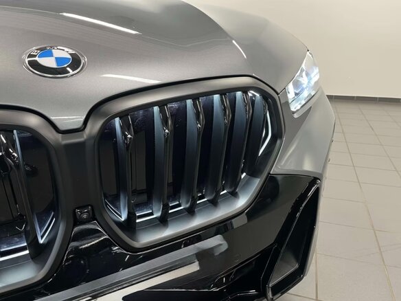2025 BMW X6 40d III (G06) Рестайлинг, серый, 12500000 рублей - вид 23