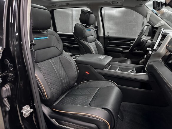 2026 Ram 1500 Crew Cab V Рестайлинг, чёрный, 9900000 рублей - вид 13