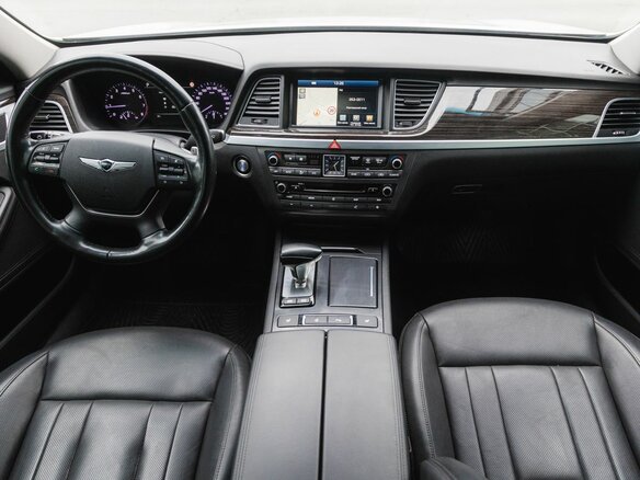 2019 Genesis G80 I, белый, 2500000 рублей - вид 13