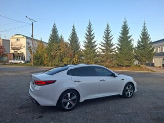 2017 Kia Optima IV, белый, 1850000 рублей, вид 4