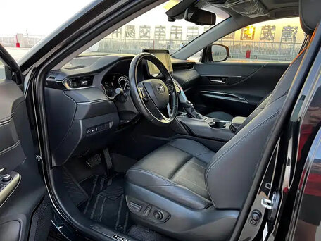 2023 Toyota Harrier IV (XU80), чёрный, 3600070 рублей, вид 4