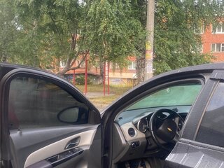2010 Chevrolet Cruze I, чёрный, 590000 рублей, вид 5