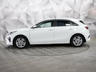 2021 Kia Ceed III, белый, 1381000 рублей, вид 2