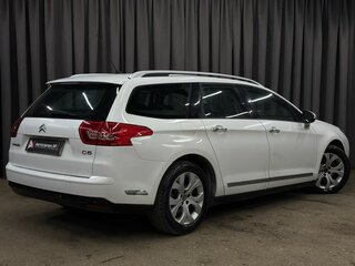 2010 Citroen C5 II, белый, 679777 рублей, вид 3