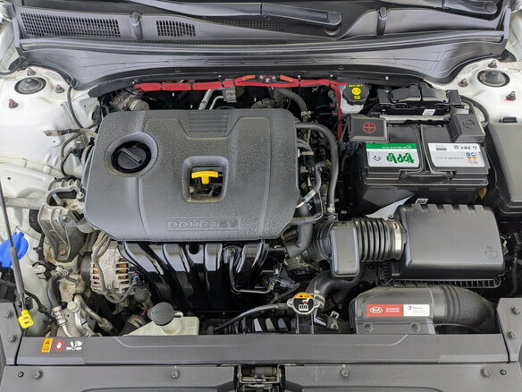 2020 Kia Cerato IV, серебристый, 1875000 рублей - вид 8