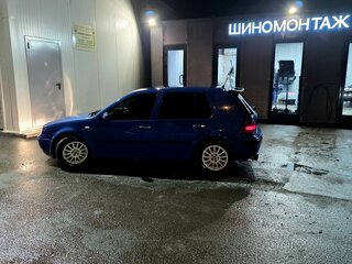 1998 Volkswagen Golf IV, синий, 430000 рублей, вид 3