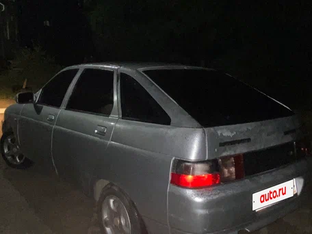 2002 Lada (ВАЗ) 2112, серебристый, 127000 рублей, вид 1