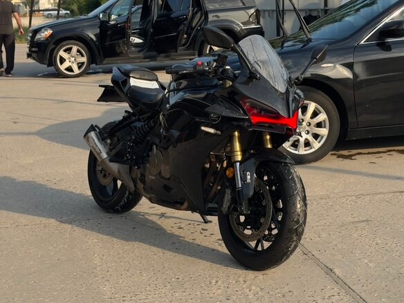 2022 QJMotor SRK 450 RC, чёрный