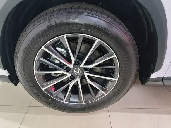 2026 Lexus NX 200 II, белый, 5600000 рублей - вид 7