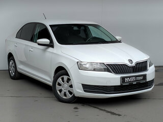 2018 Skoda Rapid I Рестайлинг, белый, 1090000 рублей, вид 3