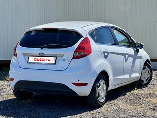 2010 Ford Fiesta Mk6, белый, 519777 рублей, вид 5