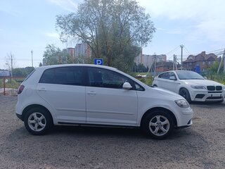 2008 Volkswagen Golf Plus I, белый, 470000 рублей, вид 2