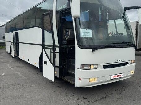 2002 Volvo B12 Series, белый, 3500000 рублей, вид 1