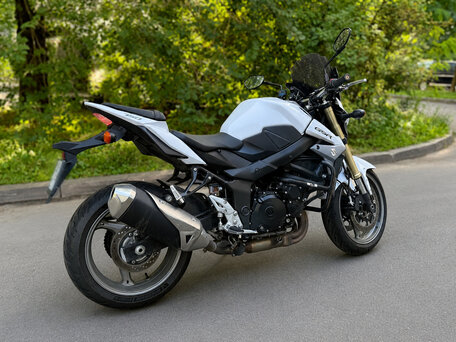 2014 Suzuki GSR 750, белый, 649000 рублей, вид 2