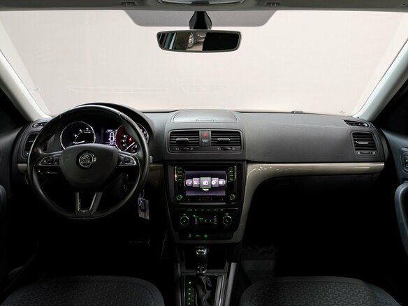 2016 Skoda Yeti I Рестайлинг, коричневый, 1685000 рублей - вид 23