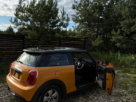 2014 Mini Hatch Cooper III (F55/F56), оранжевый, 880000 рублей, вид 2