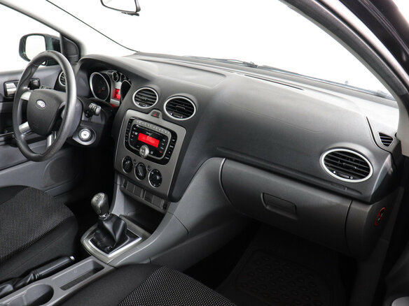 2010 Ford Focus II Рестайлинг, чёрный - вид 6
