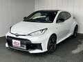 2026 Toyota Yaris IV Рестайлинг, белый, 5140000 рублей