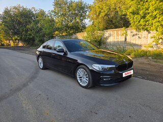 2018 BMW 5 серии 520d xDrive VII (G30/G31/G38), чёрный, 2900000 рублей, вид 4