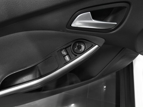 2013 Ford Focus III, белый, 895000 рублей - вид 16