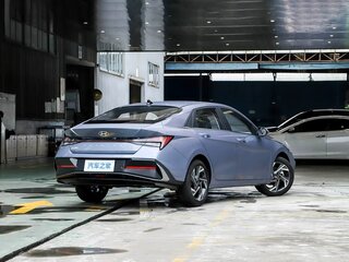 2026 Hyundai Elantra VII (CN7) Рестайлинг, голубой, 2130000 рублей, вид 5