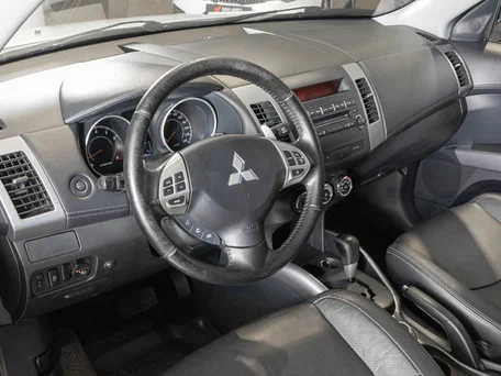 2012 Mitsubishi Outlander II Рестайлинг, белый, 1003000 рублей, вид 5