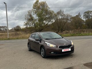 2014 Kia Ceed II, коричневый, 780000 рублей, вид 2